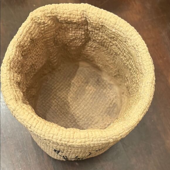 Rustic Tan Burlap Resin Deer Planter - Picture 2 of 4